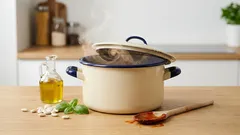 Cremige Tomaten-Bohnen-Suppe in unter 30 Minuten – sättigend ohne Sahne