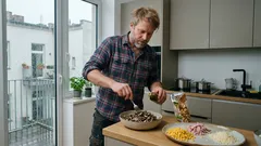 Der Fünfer-Salat: 7-Minuten-Partyplatte ohne Kochen, die richtig was hermacht